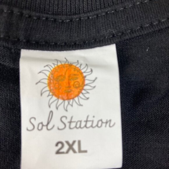Sol Station Chang Beer Black, Green & White Elephanat Design T-Shirt Size 2XL - Picture 8 of 9